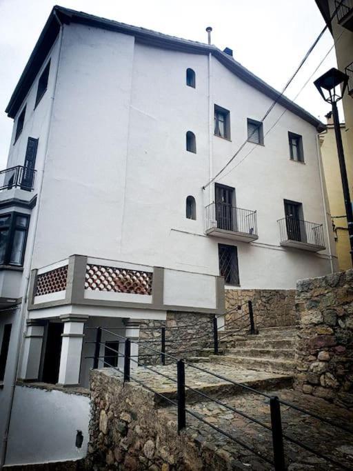 Un Tros De Sal. Casa Rural A Gerri De La Sal. Villa Exterior photo