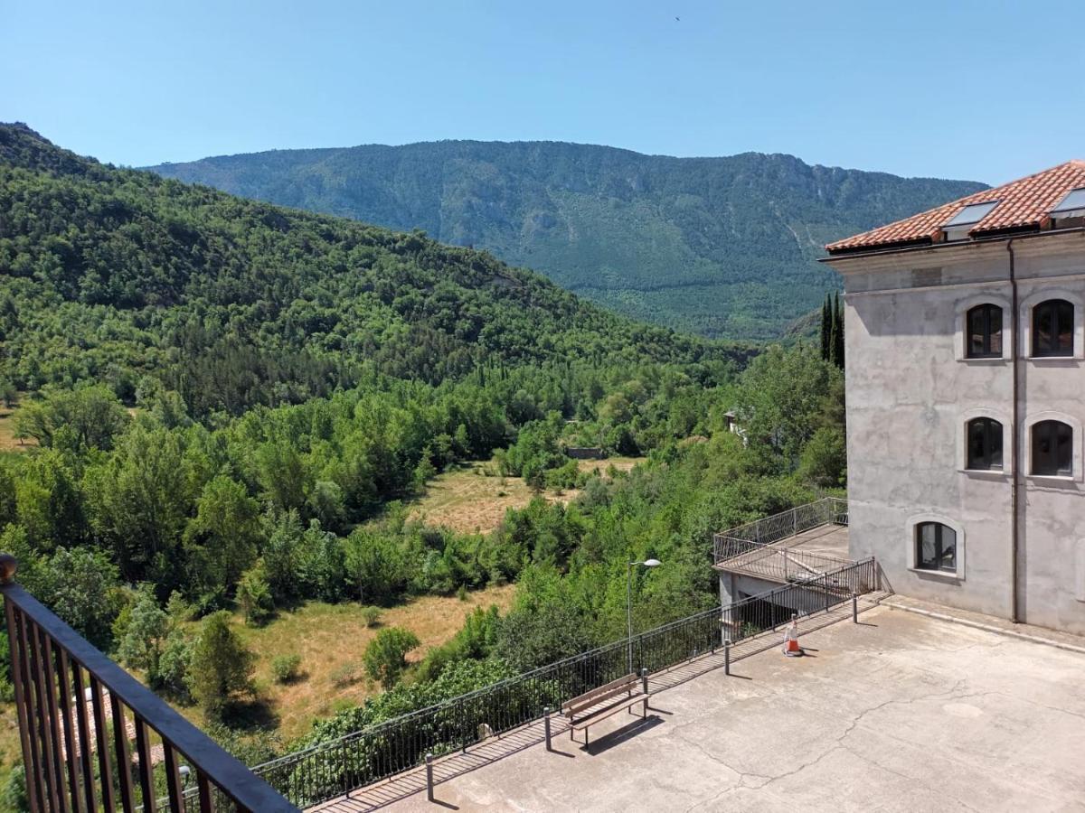Un Tros De Sal. Casa Rural A Gerri De La Sal. Villa Exterior photo