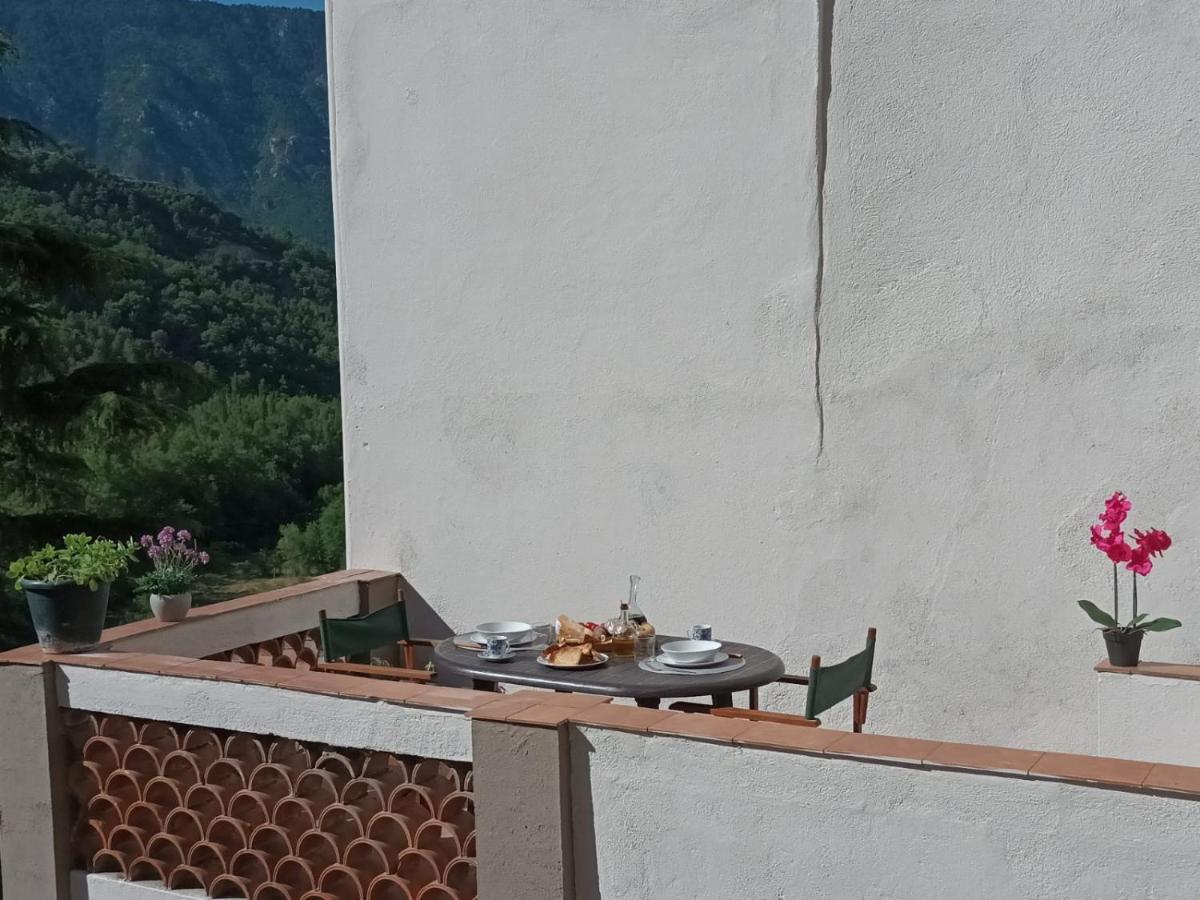 Un Tros De Sal. Casa Rural A Gerri De La Sal. Villa Exterior photo